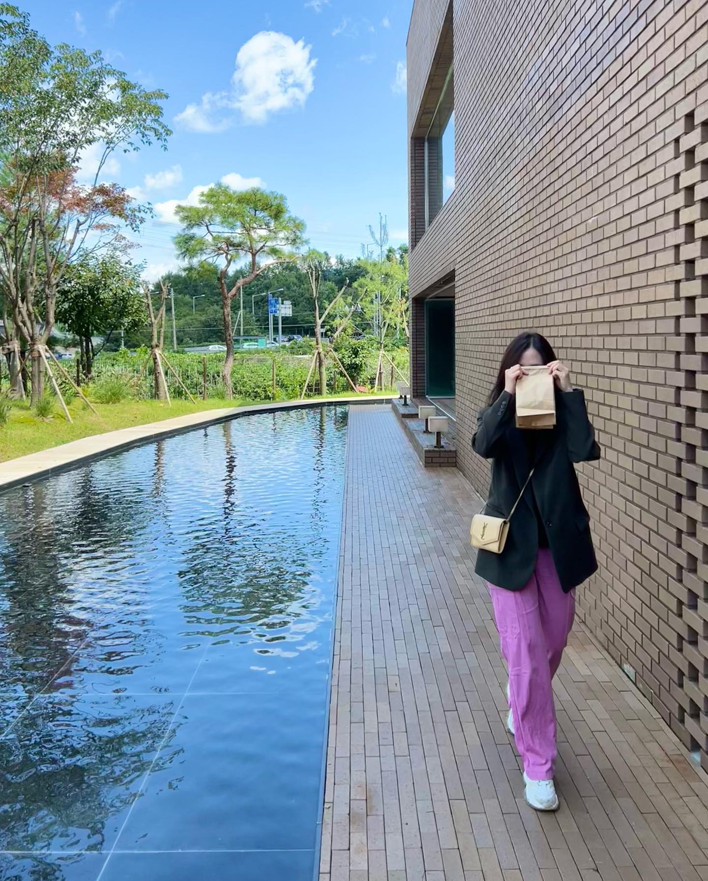 오늘 날씨 최고야 진짜 🫶🏻🍃💚💙💛

#타임투비 #성복동카페 #용인카페
