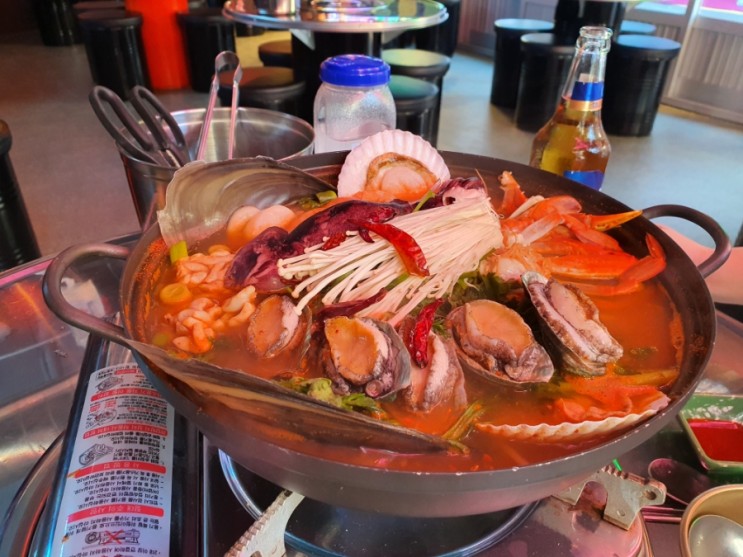 남포동 조개구이 맛집 삼바리에서 얼큰 조개해물탕 한 그릇 하고가실게요💕