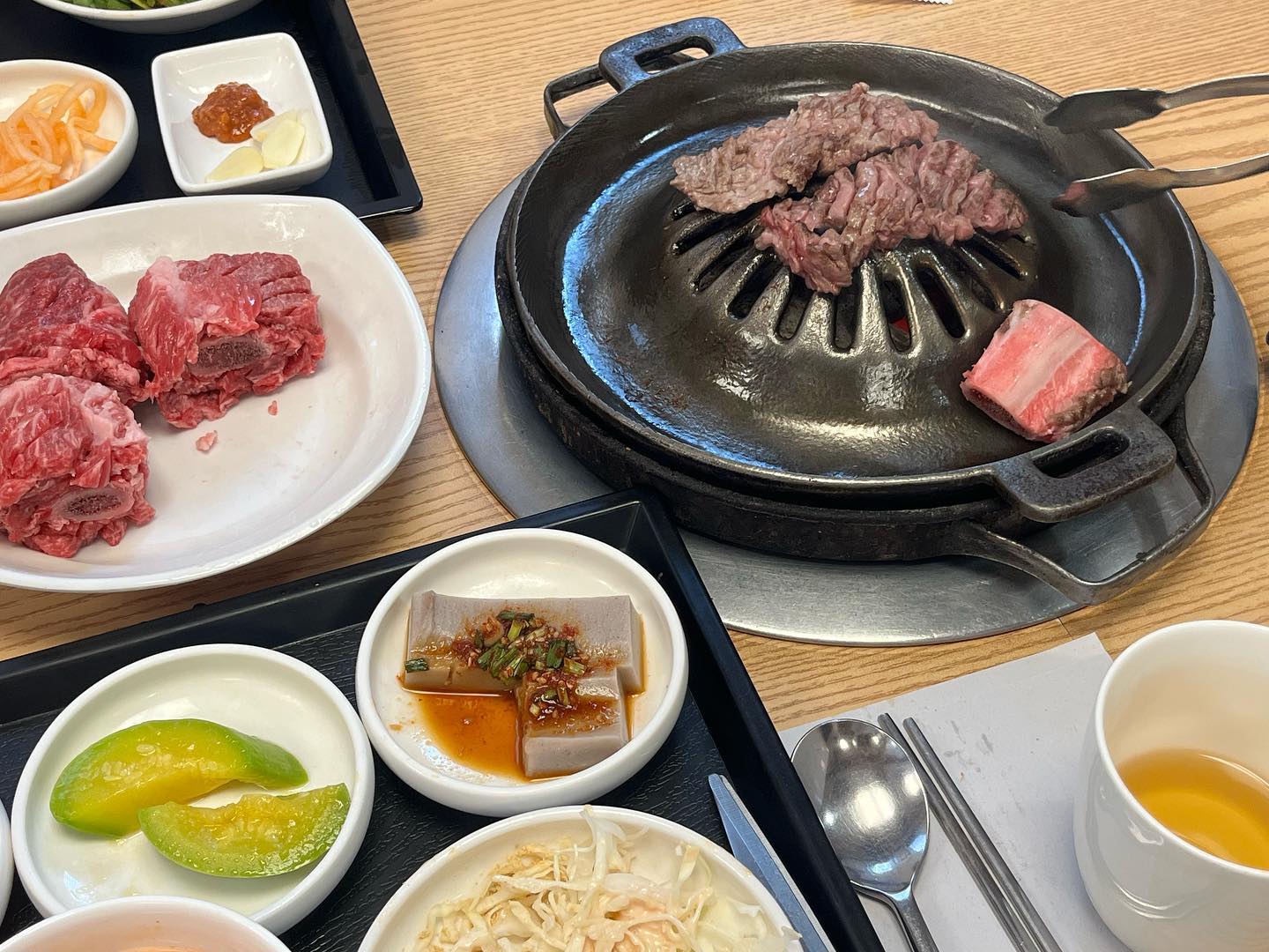 . 
아빠 생신으로 가족들끼리 간 암소갈비 
개인적으로 생갈비가 너무 맛있어서 놀랬던 … 🫢