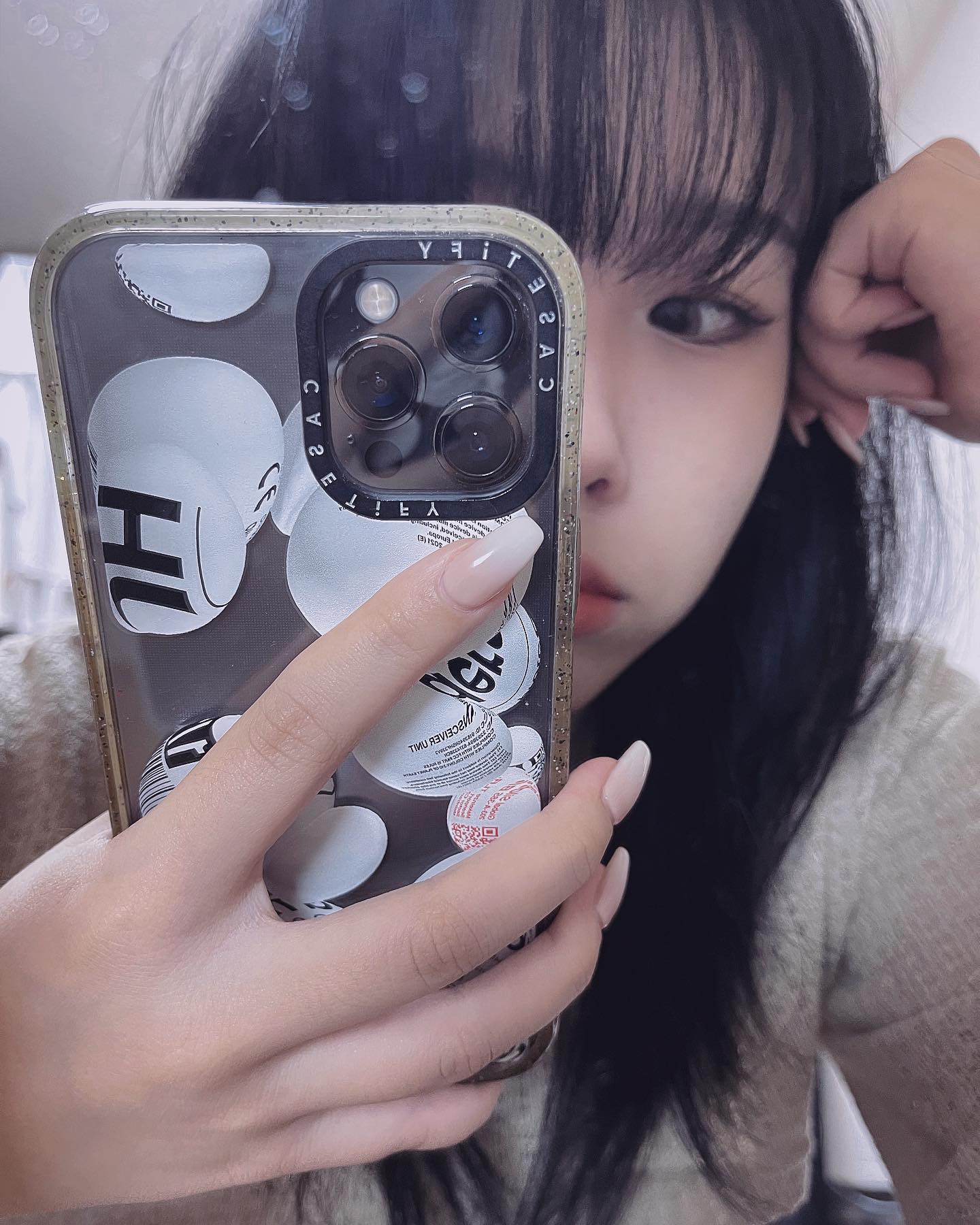 😶