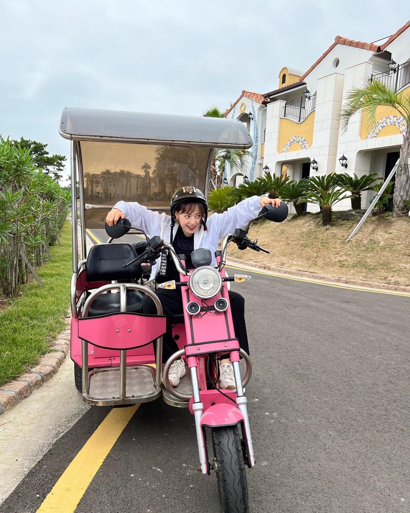 갓 데뷔한 폭주족

 #오토바이 #🏍 
#우도
#제주 #제주도