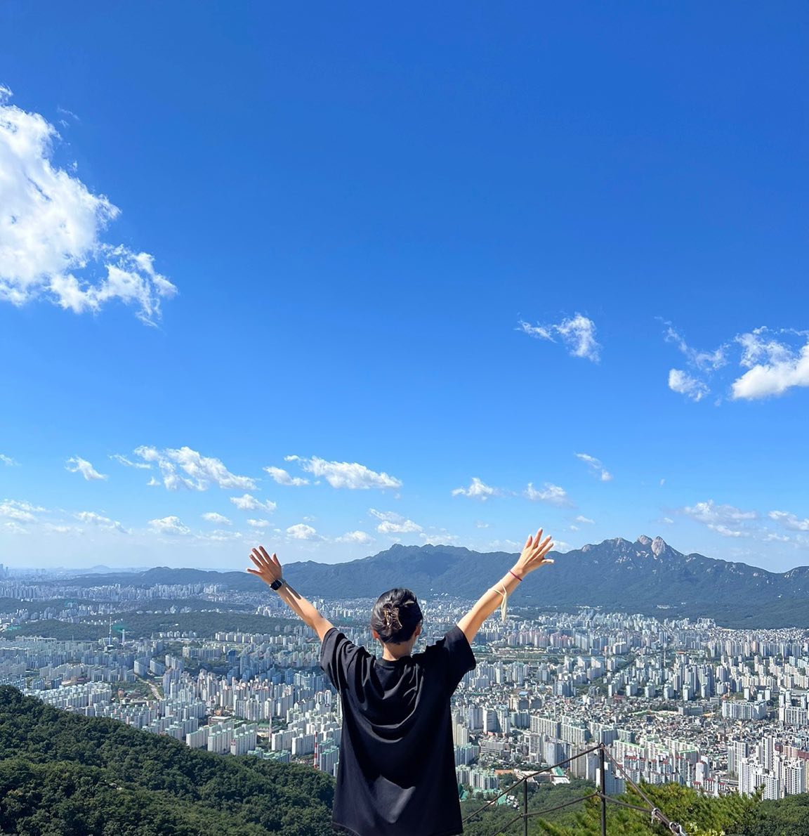 깔딱깔딱 하다보니 정상 #별거없군 ⛰️