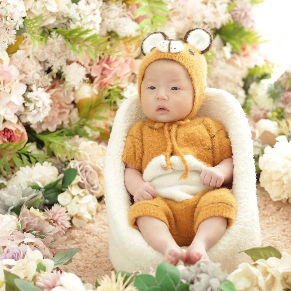 노원라테라산후조리원 연계로 신생아 50일사진 찍으러갔어용!
별기대 안하고 갔는데 와.....사진사분들 너무 친절하시고 프로의 향기가 솔솔🍃🍃
찍는 내내 기분이 좋고 재미 있어서 100일사진도 찍을려고용!
다음에도 잘부탁드립니당😍
#2022 #50일촬영 #호랑이띠맘 #첫아이 #귀요미 #오월애스튜디오 #노원아기사진 #노원만삭사진 #노원무료촬영 #노원가족사진 #노원베이비스튜디오 #도봉구아기사진 기사진