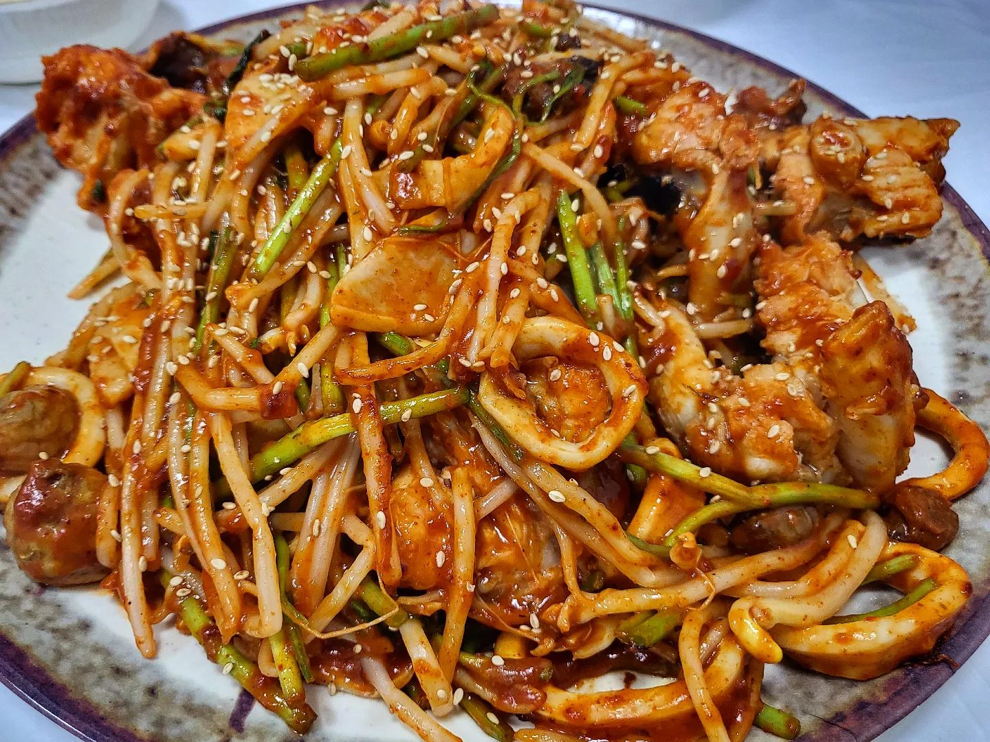 집 근처 완전 최애 아구찜집을 찾았다
이번주에 또가야지

후식으로 주시는 식혜는
우리엄마 식혜 이후로 최고!!

반찬으로 주시는 콩나물국도 칼칼하고
백김치도 너무 맛있고
아구찜은 말해뭐해....♡

#agu #안산agushop #shopagu