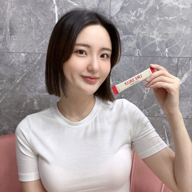 ᴰᴬᴴᴱᴱ on Instagram: "#협찬#퍼펙트엔자임 속이 더부룩한 이유는? 과도한 탄수화물 섭취와 체내 소화효소 감소 이럴 때 섭취하세요 👌🏼 ✔️야식으로 다음 날이 걱정될 때 ✔️빵, 떡볶