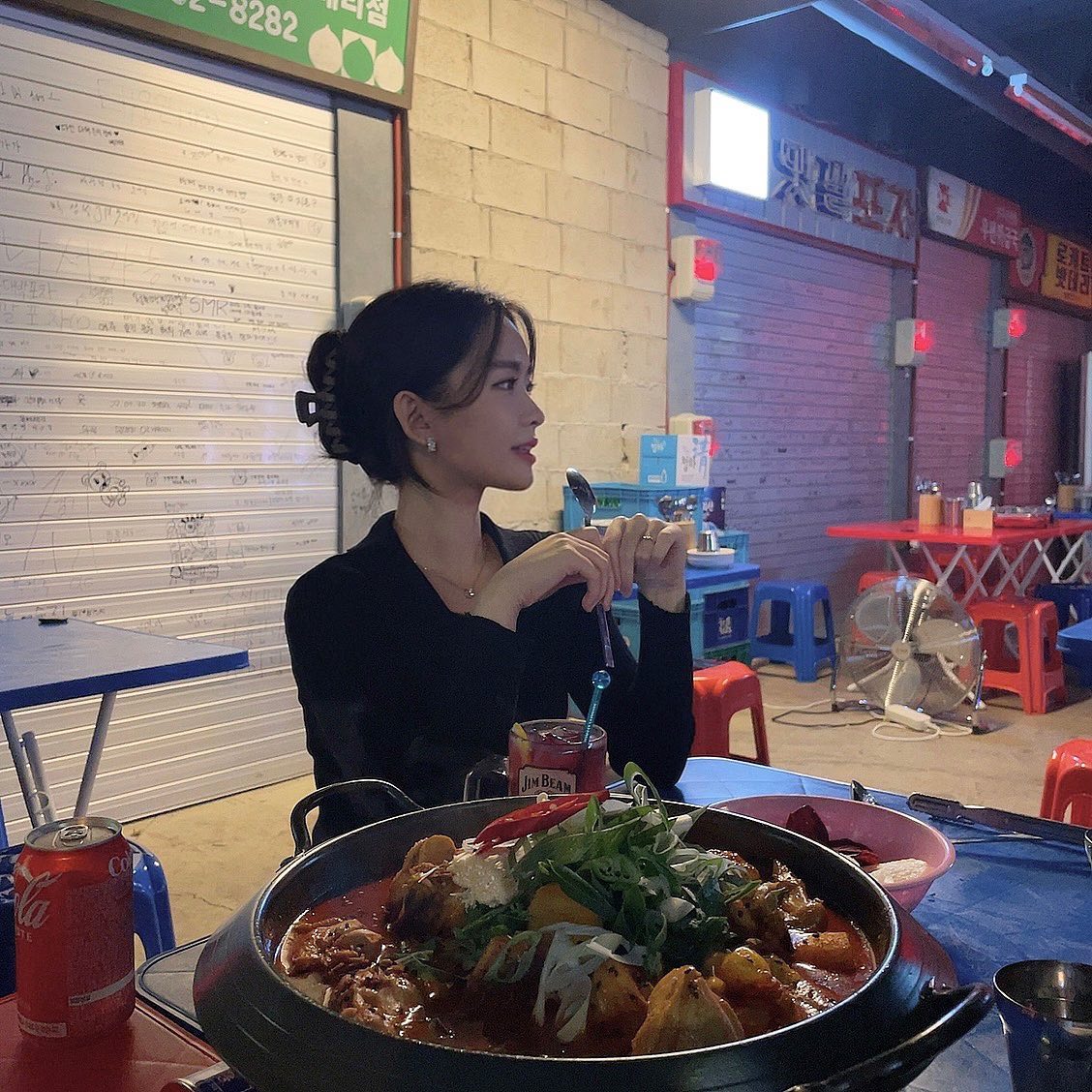 #협찬 
수완지구 핫플레이스 맛깔포차🔥
안주맛집 분위기맛집으로 소문난 핫한 포차에요✨
안주 종류도 많은데 특히 한우육회 비주얼도 맛도 최고👍
닭매운탕도 덜맵게 부탁드렸더니 딱 맛있었어요 ◡̈
감성포차에서 술 한잔 어때용🤍

📍광주 광산구 수완동 1376 1층 맛깔포차

‘포포몬을 통해 서비스를 제공받아 작성된 글입니다’

#맛깔포차수완점#광주포차#광주술집#광주맛집#포포몬#포포몬협찬