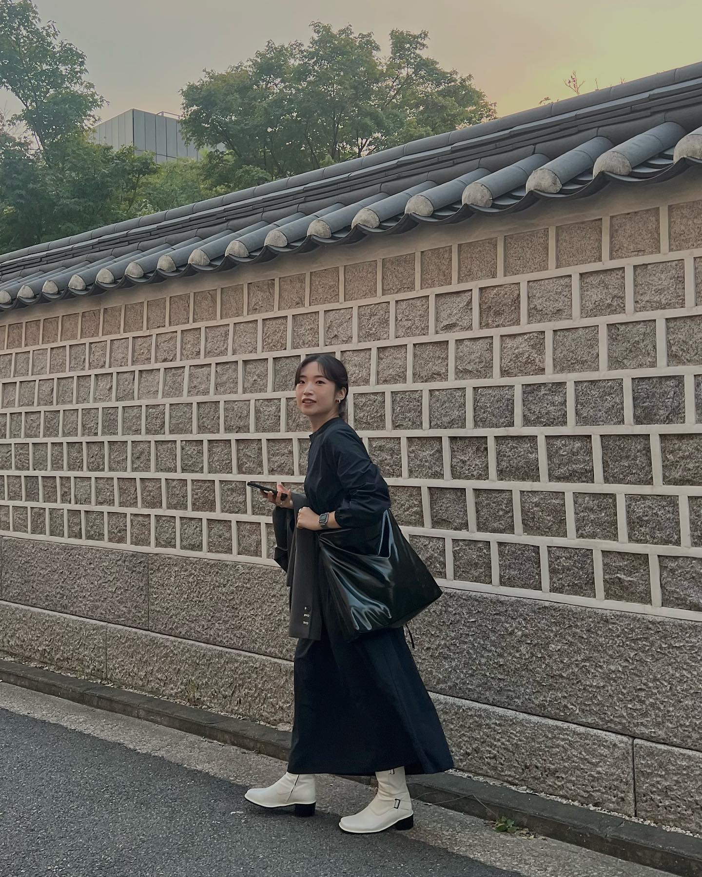 이제 점점 추워져서 이러다 갑자기 겨울 올까봐 조금 무서워요🫢

얼른 가을 옷 입어야겠어요🧸🤎