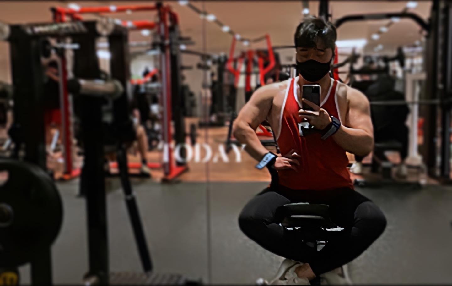 #daily #오운완🏋️ #workout #운동피드 #오랜만에업뎃 
.

.

.
헬린이의 운동일지
수요팅 상체조지기 운동🔥🔥🔥

영혼이 가출하여 웨이트 쉬다가

간만에 1시간 30분 땀 범벅😤

땀내고 나니 상쾌하니 좋네요 
나는 새삥 ~ 예압 
웨이트 집중 Start❗️❗️❗️

헬린이 여러분 
빛나는 하루✨ 보내시고
빛나는 사람✨ 되셨나요?
빛나는 굿밤✨되세요 🌙

내일도 Keep going✌️
(살빼자 돼지야🐷)