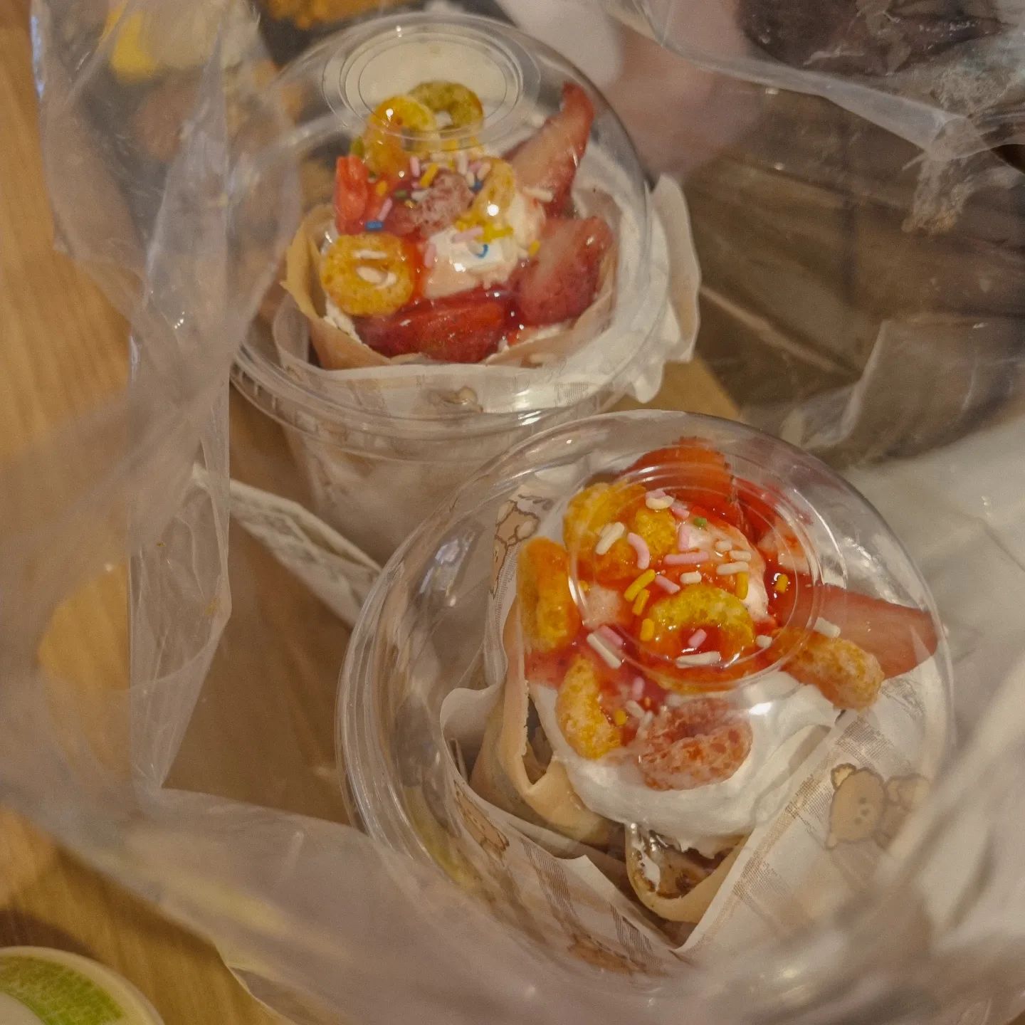 😋

#크레페 #야식 #홍대 #핑크스