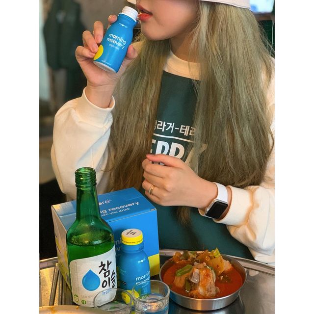 연댕_먹스타 on Instagram: "#광고 #모닝리커버리 #단독특가 **10%가까운 할인가로 제공되도록 힘써봤어요!!** ( ᵕ·̮ᵕ )♡ 저처럼 술 좋아하는 분들은 다 아실거예요. 아마존 판매율 1위 숙취해