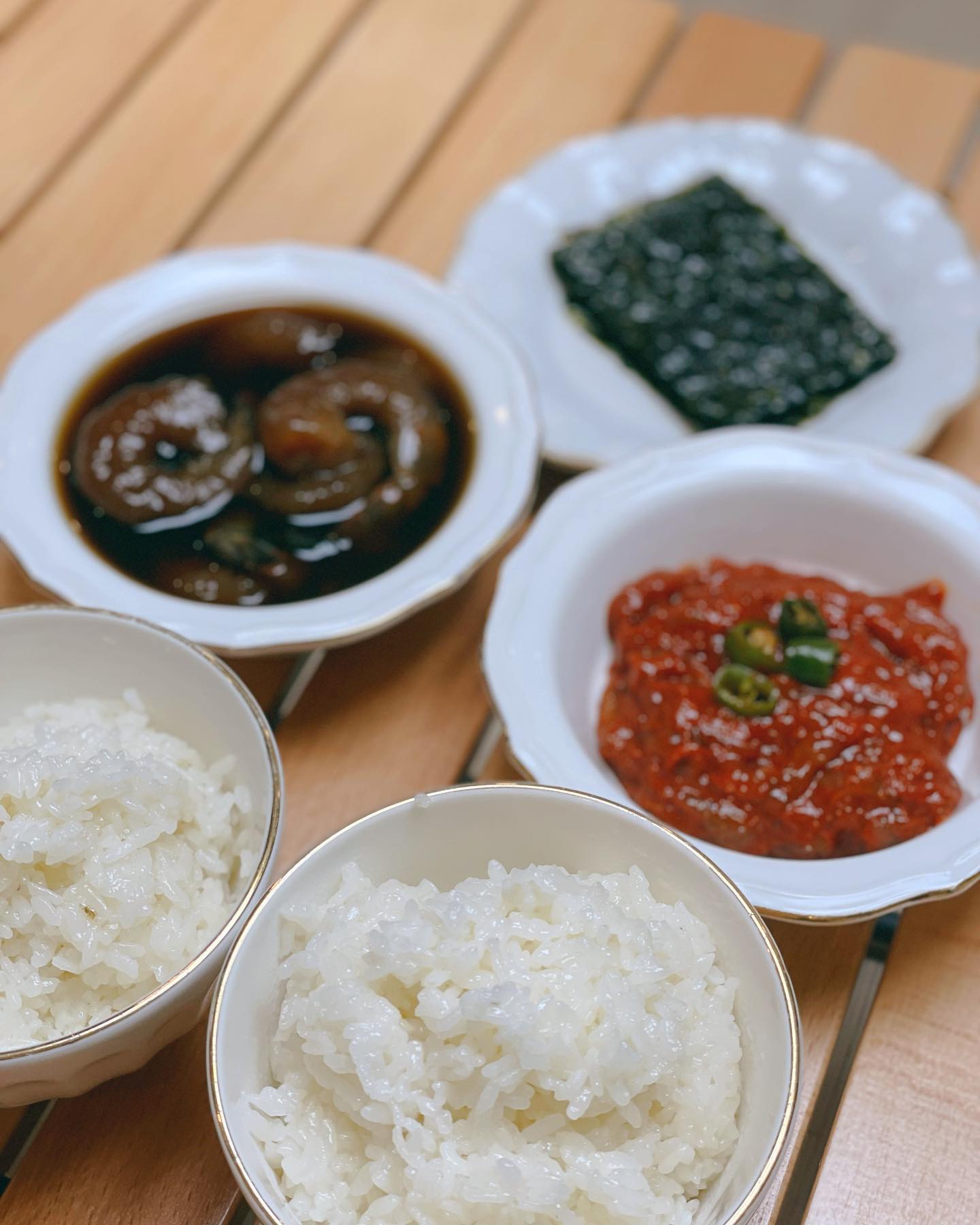 밥도둑들🍚
간편하게 먹기도 좋고 하나도 안비리고 너무 맛있어서 또 구매각😍
#바담바담#양념게장#순살게장#간장새우장#반찬추천#밥도둑#짱맛탱#신혼밥상