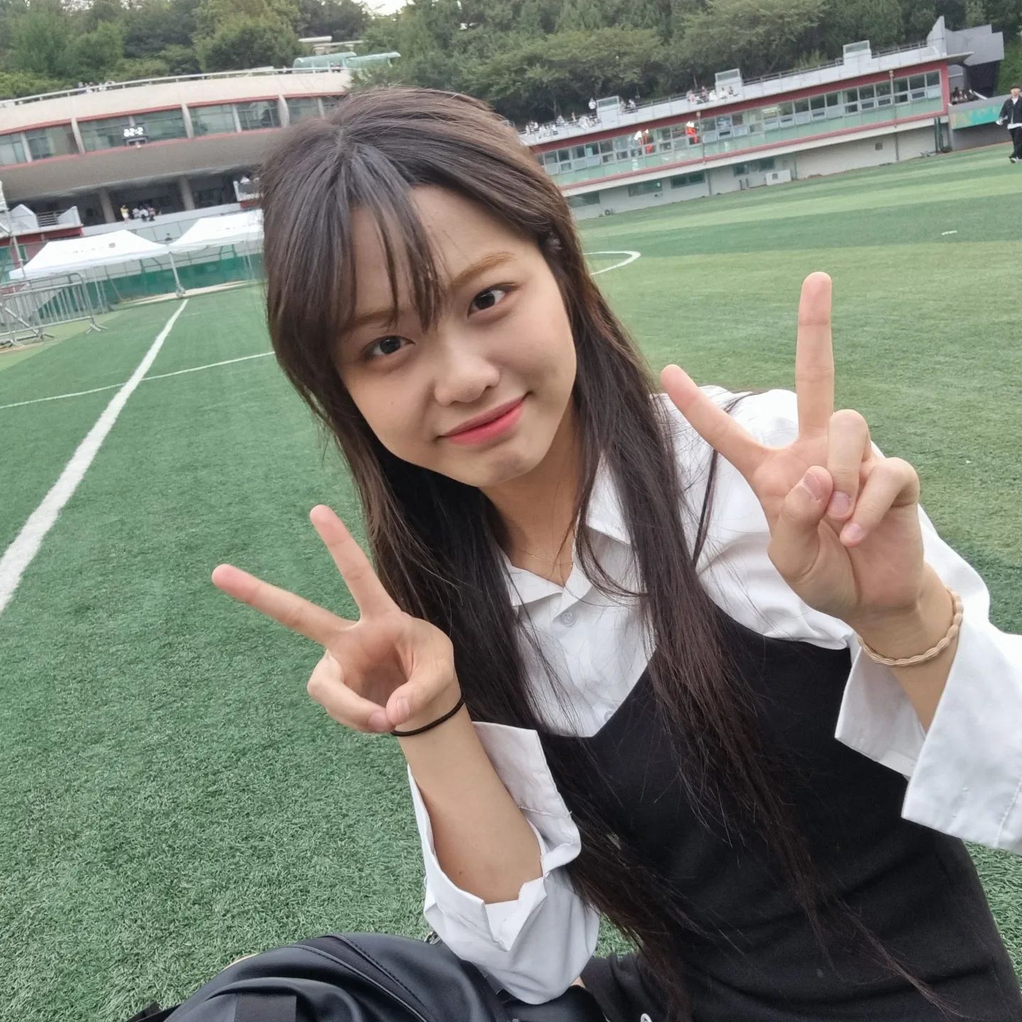 우리학교 축제😊
시험 한 과목 끝나서 갑자기 뒷북 쾅쾅치기💜