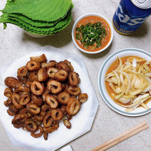 김채아 on Instagram: "#협찬 조서방막창 생막창 & 오븐초벌막창🥓 ⠀ 몇 달전에 조서방막창 맛있게 먹은 막창러버인데요! 오랜만에 또 조성방막창이 생각나서 먹게 되었어요!🧡 ⠀