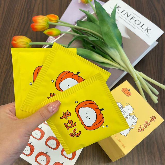 은 경 on Instagram: "#광고 이름, 패키지 까지 너무 귀여운 #호박차 #부었냥 바프가 끝나고 일반식도 먹는 요즘 :) 자극적인음식을 먹고 일어나면 힘들때가 많아졌지만 공복 유산소 전에 늘 항상