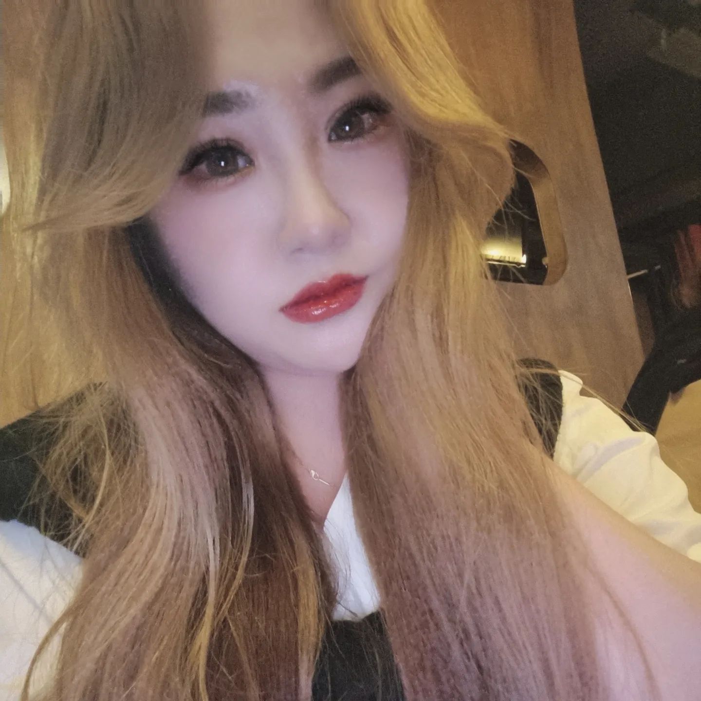 오랫만에 휴무에 사랑하는 언냐들이랑♥
촣아좋앙❤❤
#1차 #2차 #간만에 #한잔중 #사진 #오랫만 #예쁜언니들 #좋은사람들 #좋아요 #외출 #사진처럼생겼음좋겠다 #일상 #해피바이러스