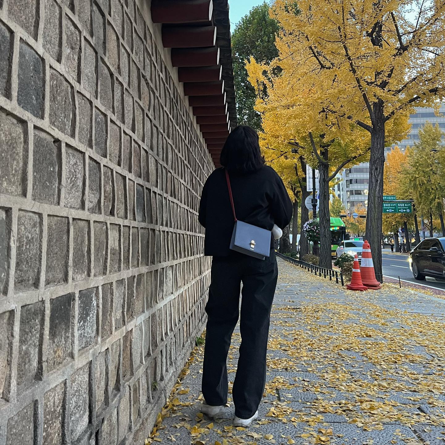 친구가 선물해준 걱정인형 OOTD 와 가을