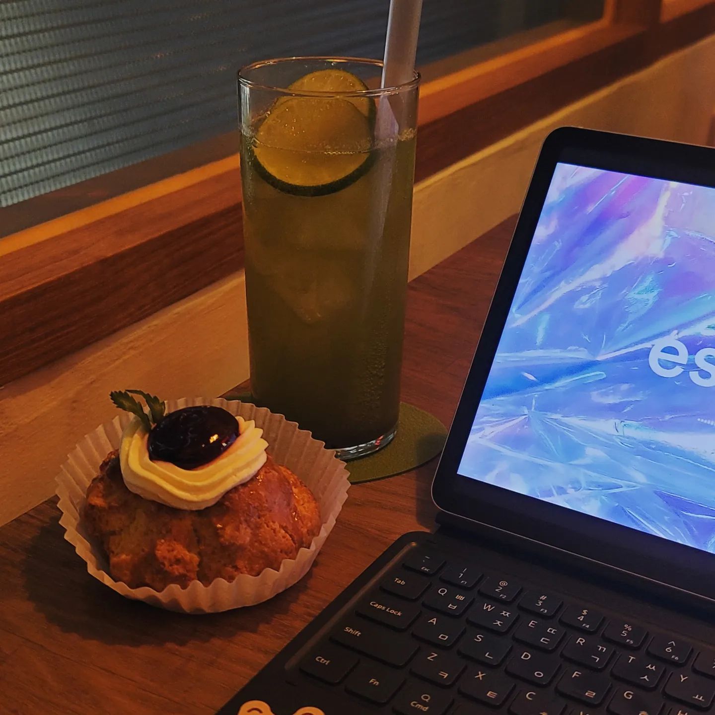 뛰고싶당 🏃‍♀️🏃‍♀️🏃‍♀️
쀼엥
#송파카페 #마운틴누크 멍때리기 완료
#카페 가고싶당