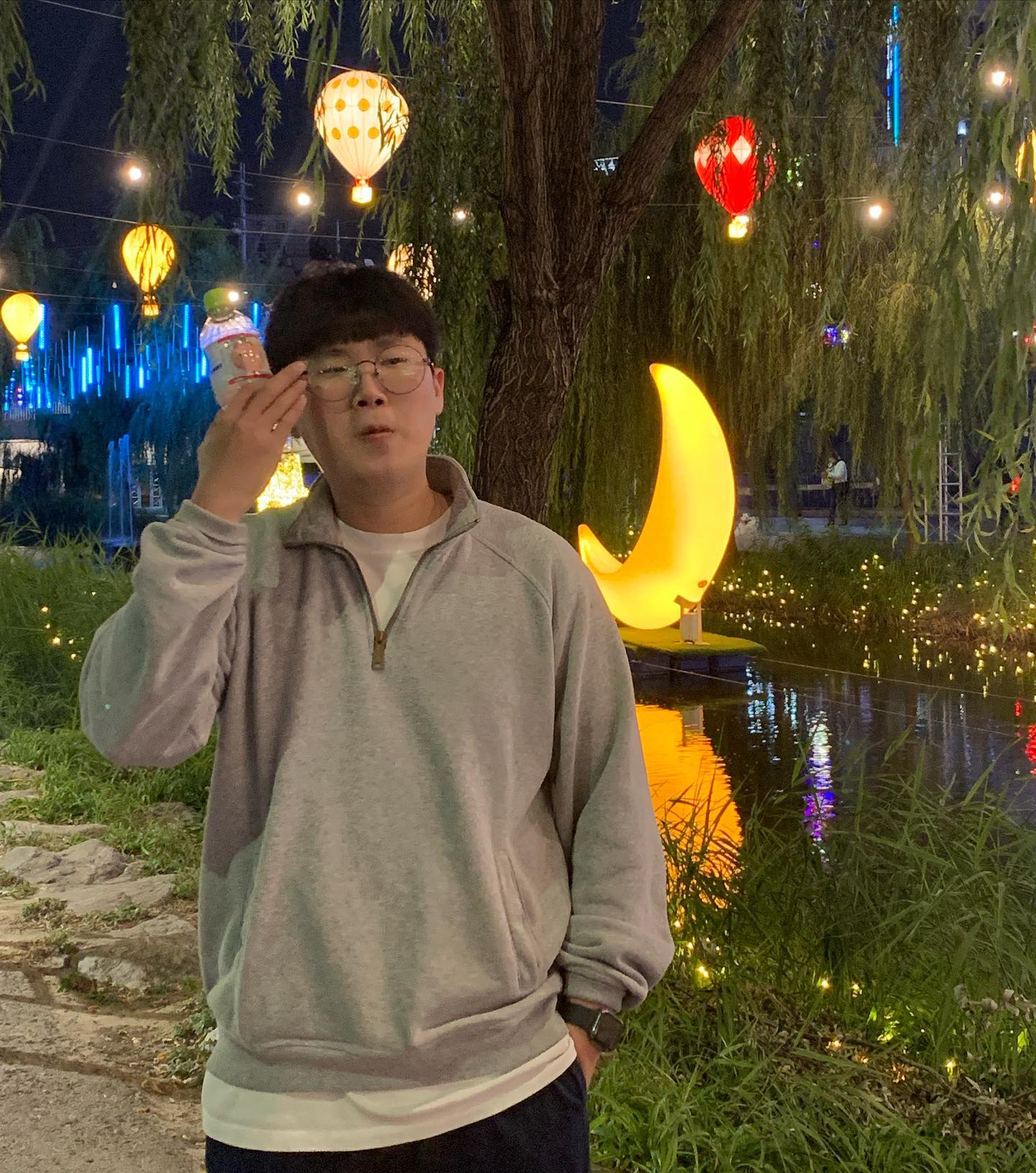 무보정 14PRO 
킹받는 모먼트