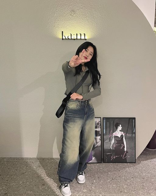 반 소희 on Instagram: "#카페캄 @cafe_ka_m #협찬 #배곧카페 #시흥카페 노을 맛집으로 소문난 배곧카페🌅 생명공원이 보이는 뷰 맛집이더라구요❣️ 프렌치토스트,라자냐 등 음식 메뉴도있고
