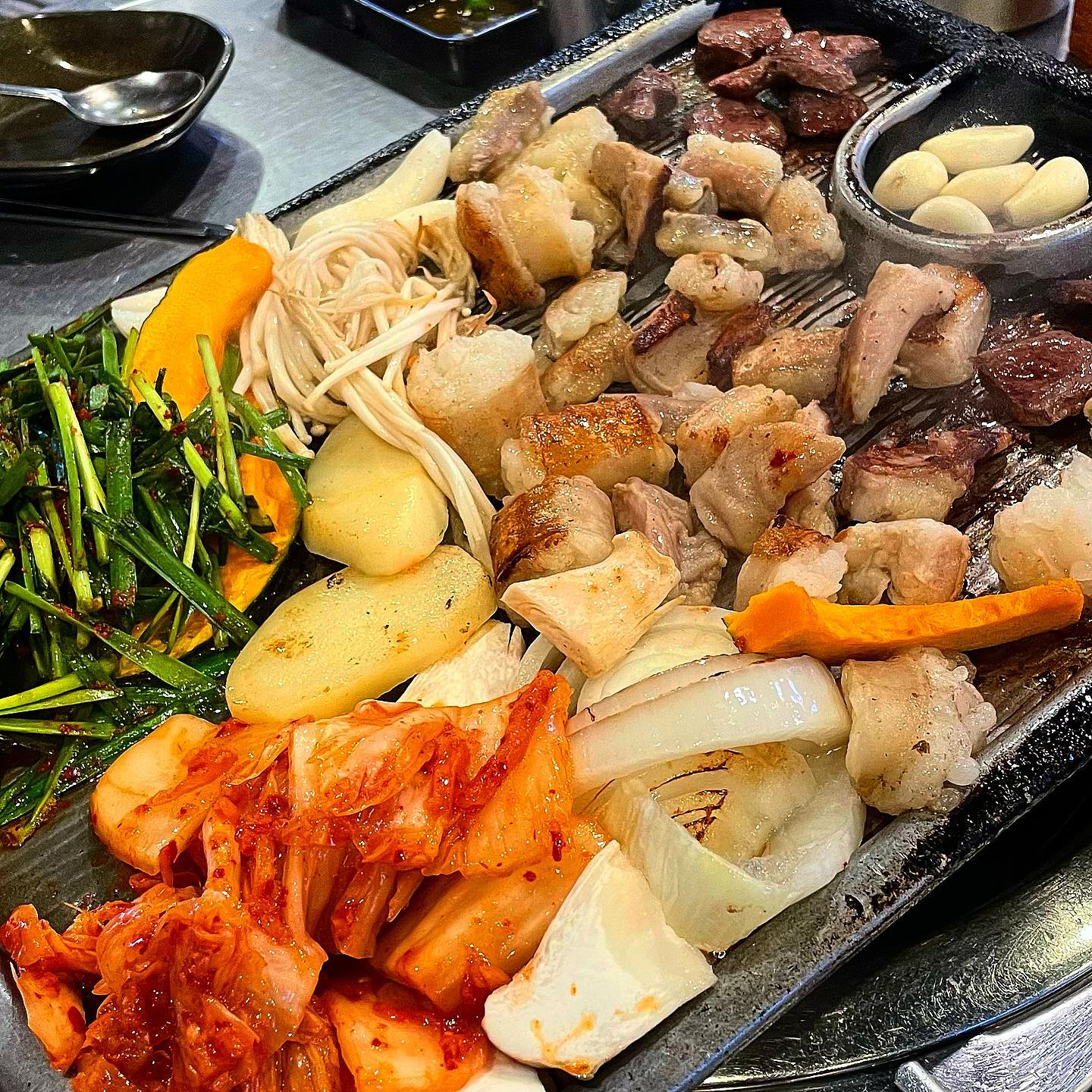 곱창맛도리~~~🤍
.
.
.
#대한곱창 #화사곱창 #장한평대한곱창 #한우소곱창 #장안동맛집 #장한평맛집