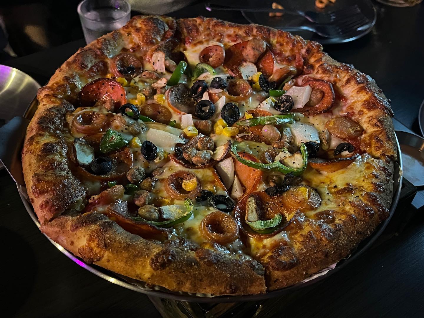 피자 너무 맛있어요
술안주랑 완전 찰떡🍕🍕

#피자에미치다
#교대맛집
#교대역맛집
#교대피자
#교대피자집