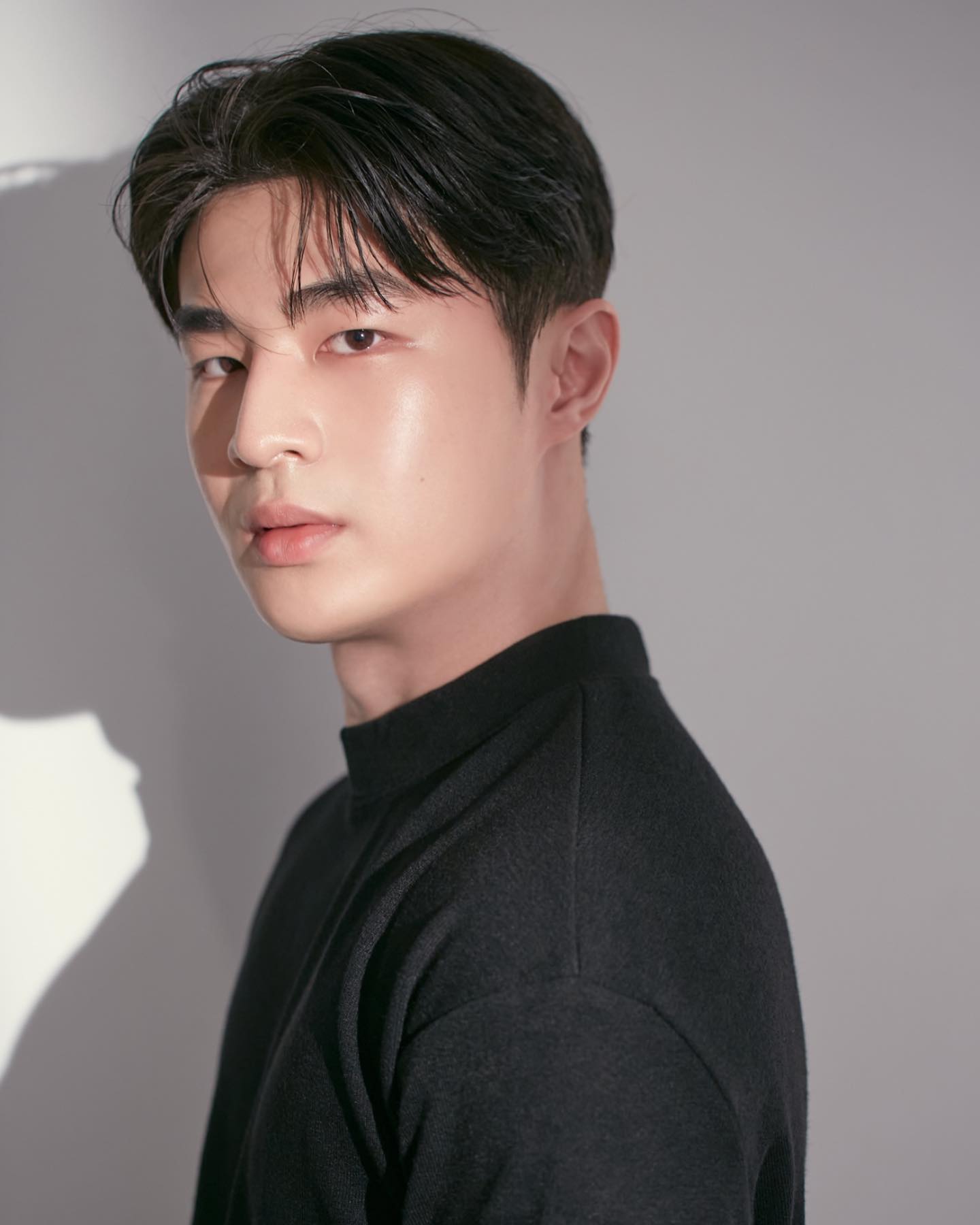 22살 기록하기
📷 
pastandnow_busan 
pastandnowstudio 
💇🏻‍♂️
mut_barber_