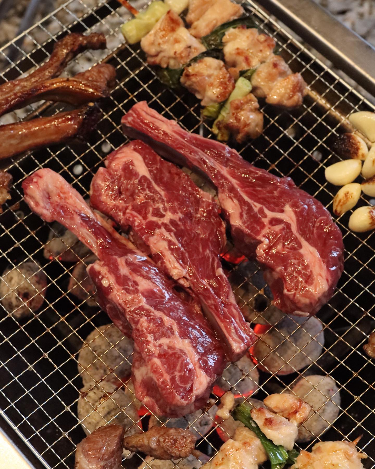 양갈비가 먹고 싶은 금모닝 🫶🏻

힐링 가득했던 여름 캠핑 어느 날,
여름여름했던 그 날의 먹방 사진 모음

이번주에는 드디어 캠핑이 있어요 !
재미나게 다녀올게요 모두 즐주 되세요 ఇ