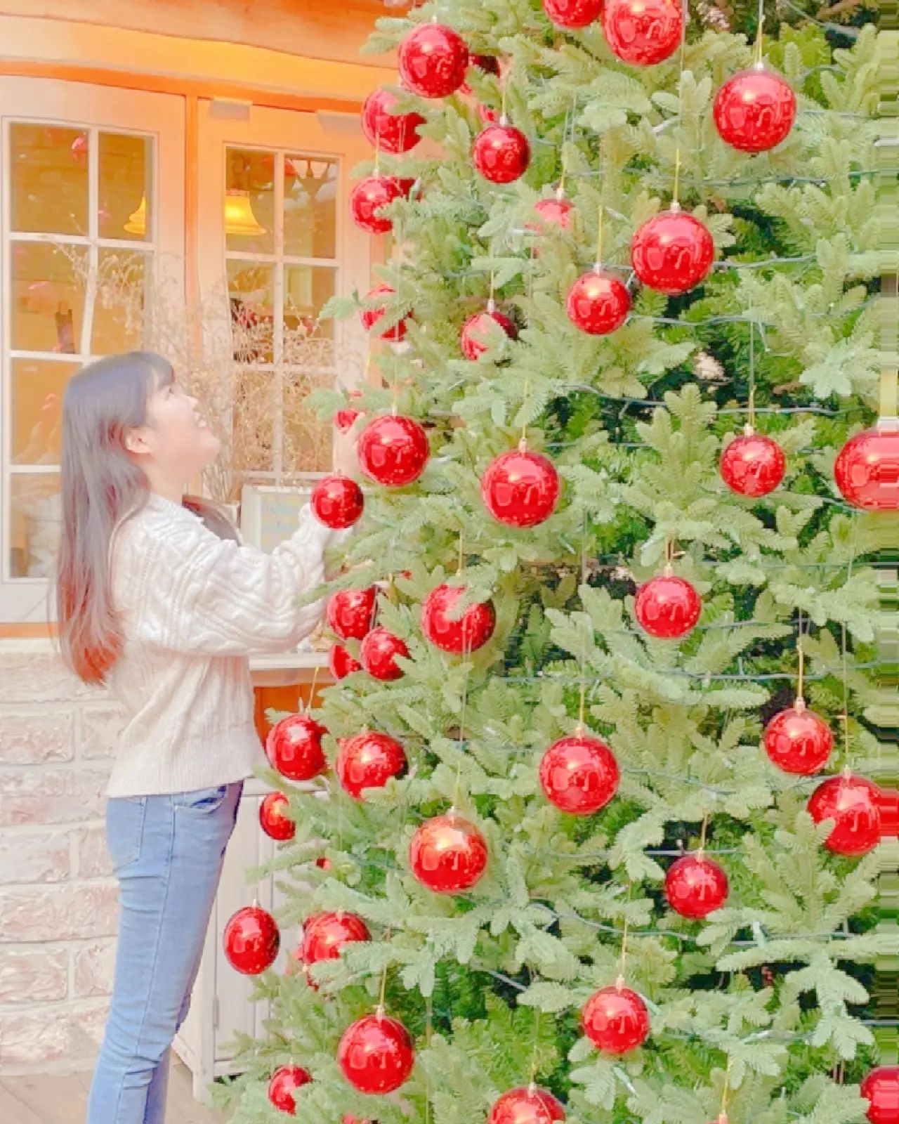 혜화동에 있는 동화 숲속의 젤라또 맛집🍧🎄

대학로 안쪽에 있지만 헨젤과 그레텔에 나오는 과자집 같은 인테리어로 되어있어서 포근한 느낌의  카페🏠

🎈무던
▪️서울 종로구 성균관로4길 3
▪️혜화역 4번 출구에서 482m
lovyeun 채니님 피드 보고 갔었는데 정말 취향저격 카페❤️