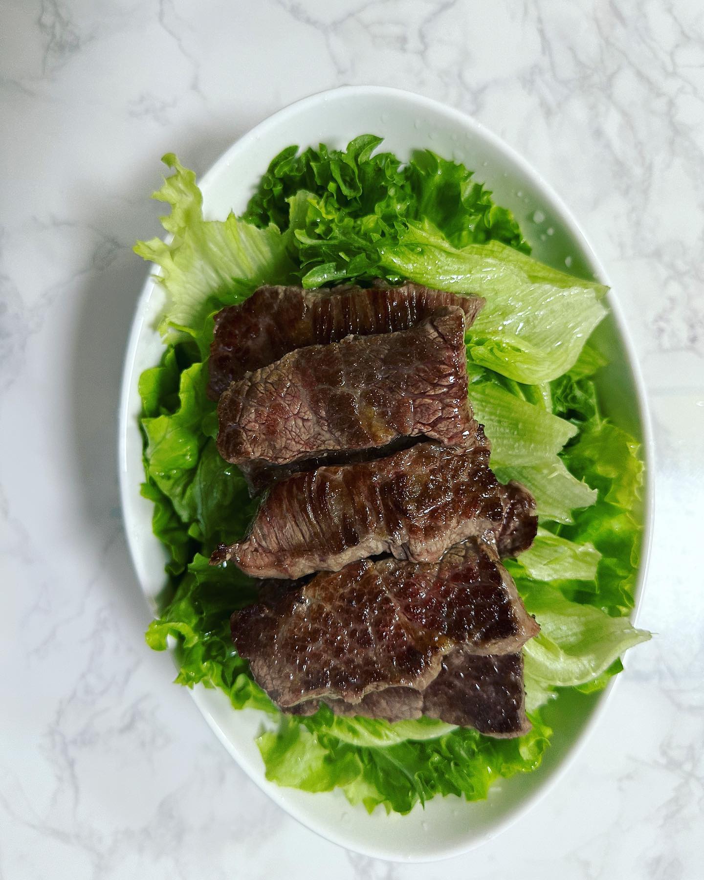 #AD 

주말에 소고기 구워서 샐러드 해먹음 🥰
싱싱하고 맛있다 🌱 
#유럽샐러드 #샐러드재료 #팜앤피아