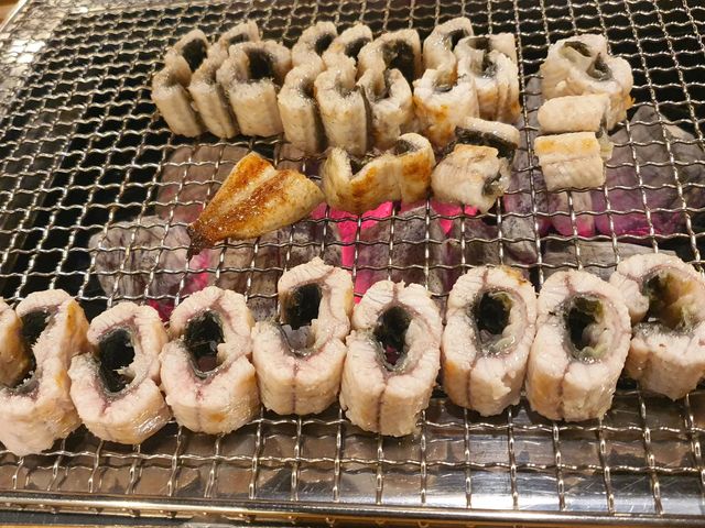 @rahoo_lady on Instagram: "이번주에 엄마아빠와 함께 먹으러 간 용인한화리조트 근처 장어집😚 #장어명가풍천민물장어직판장 #블로그협찬 바로 앞에 버스정류장이 있어 대중교통을 이용하기 편