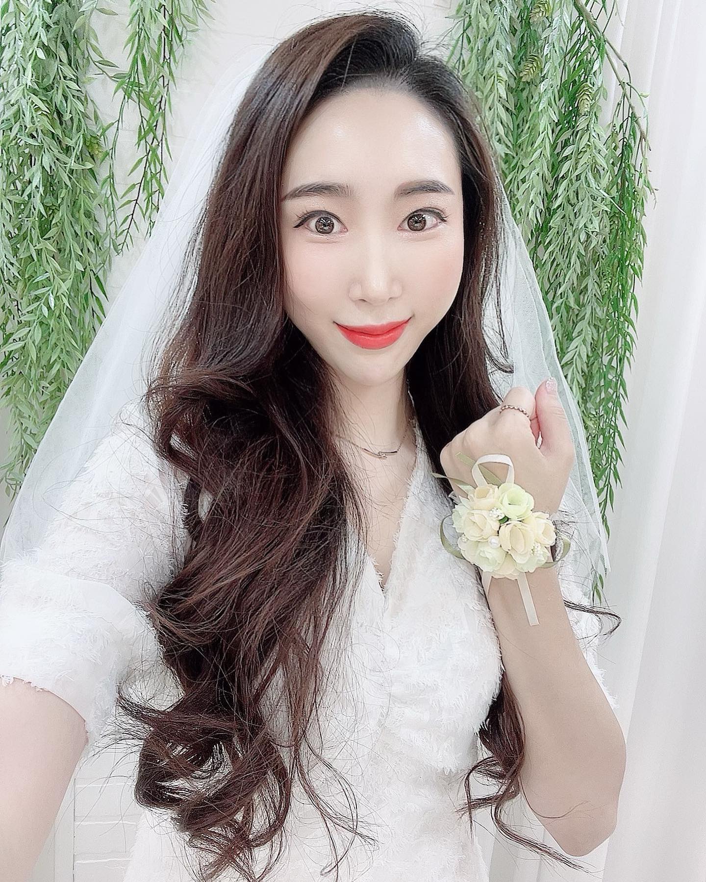 결혼하고 두달뒤에 올리는 #브라이덜샤워 💕
대충했다고 생각했는데 할건 다했네😆

#파티룸 #브샤 #bridalshower #bridal #bridalmakeup #헝클 #꿀잼 #결혼 #결혼준비 #목동 #주말 #새신부 #유부녀그램 #파티 #selfie #selca #selstagram #일상 #fff #ootd #일산 #힐링 #여행 #행복