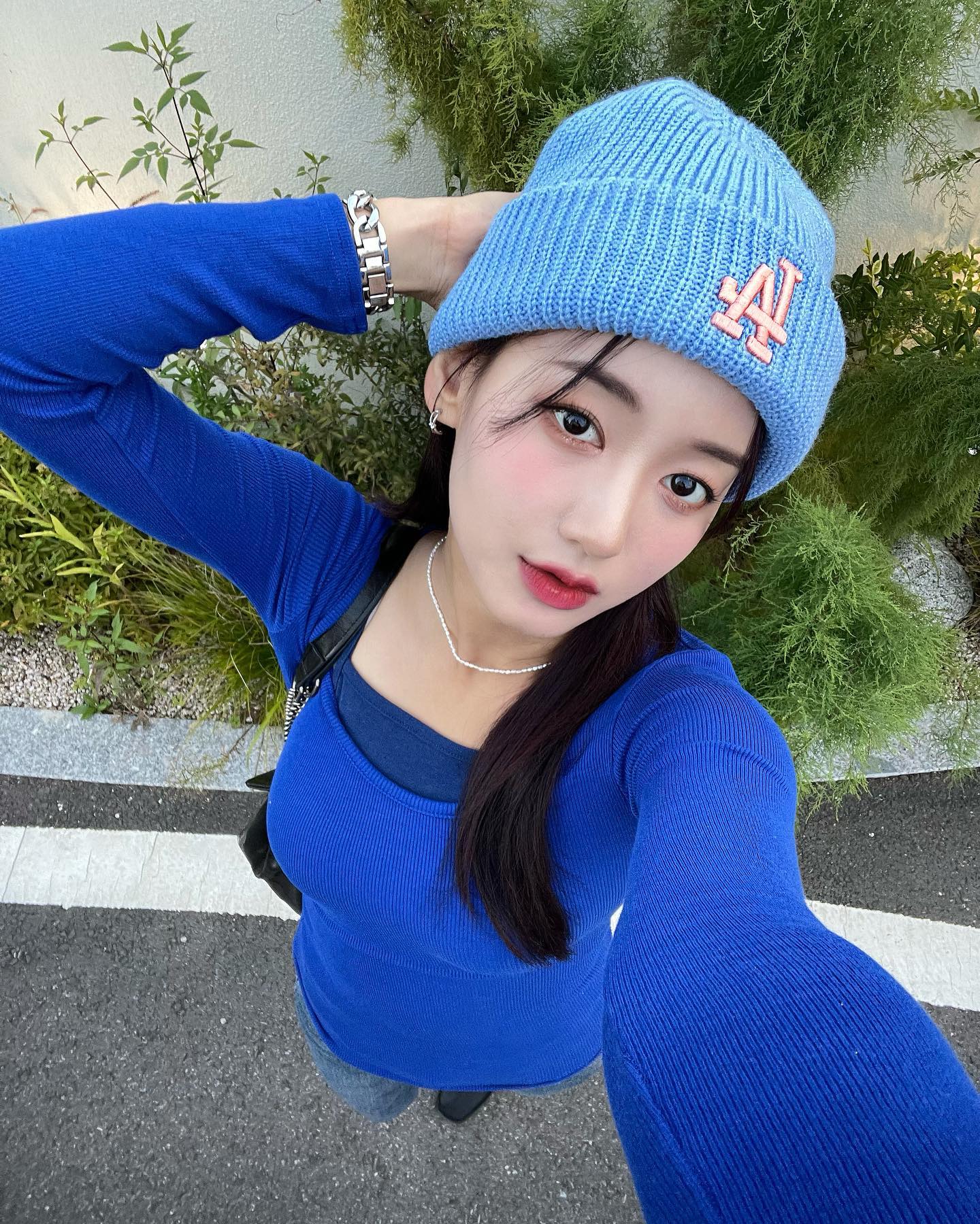 #협찬 나 요즘 파란색 좋아ㅋㅅㅋ💙

#mlbkorea 
#mlbcrew 
#mlb비니 
#젤리비니 
#비니 
#비니코디