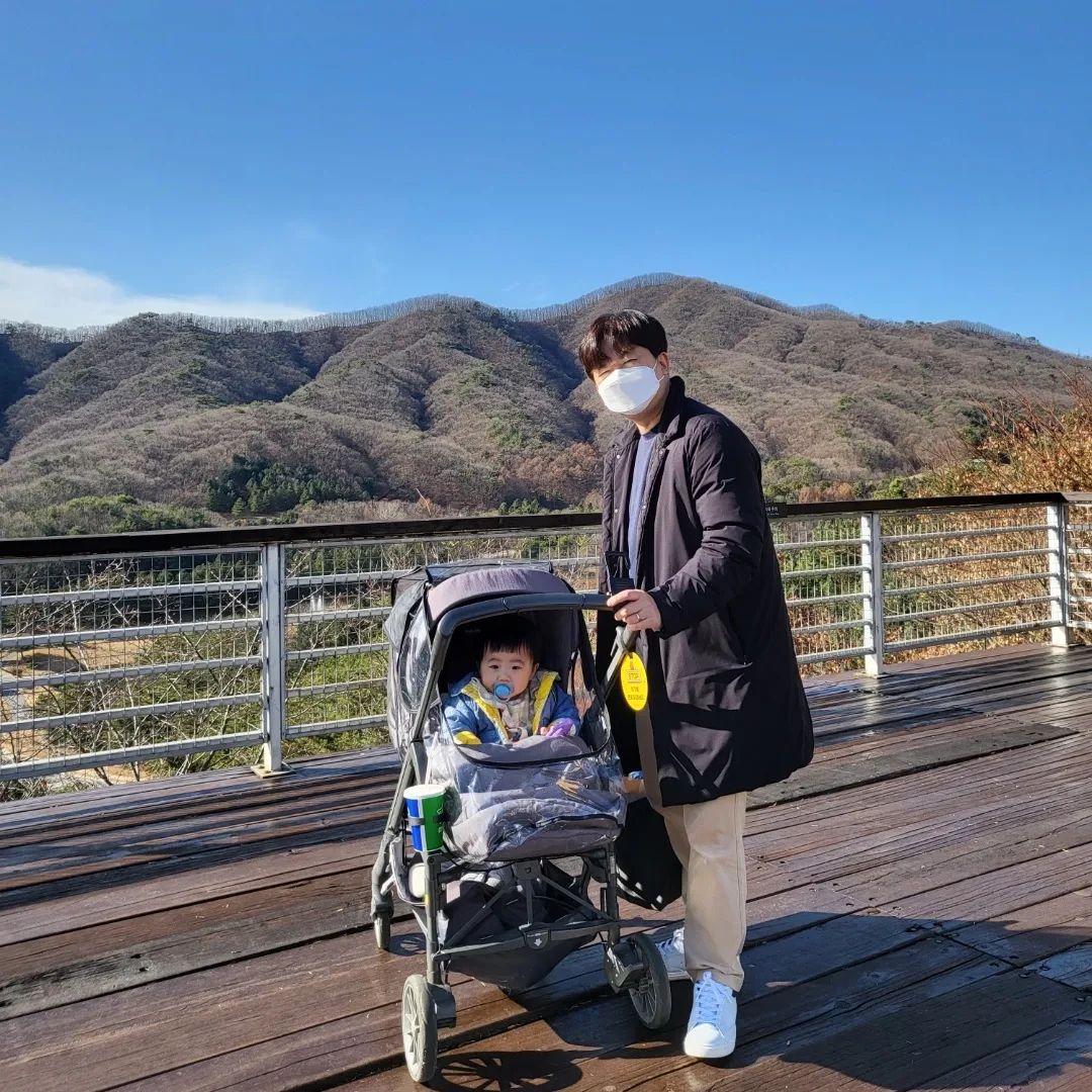 지난 주말 내 생일 및 시윤이 300일 기념으로 다녀온 원주여행!
날씨도 너무 좋았고 오랜만에 떠난 여행이라 너무 행복했다! 
또 여행가고싶네~ 겨울엔 어디를 가야할까나 ㅎㅎ

#원주오크밸리리조트 #뮤지엄산
#강원도여행 #원주여행 #가족여행