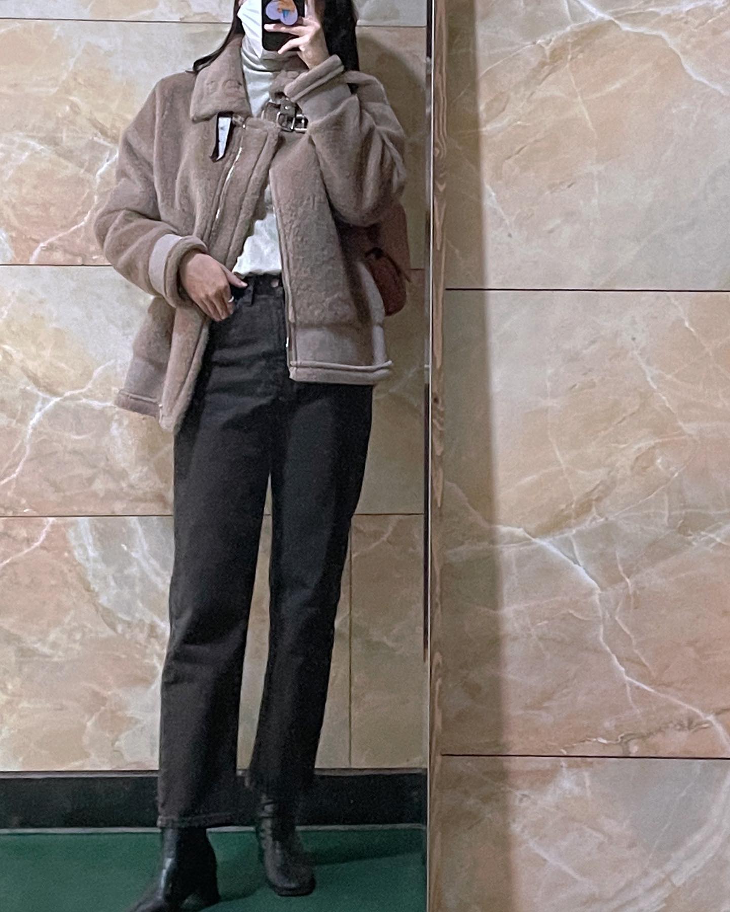 #12월_타민, #겨울_타민
요며칠 계속 우중충하고 추웠는데, 오늘은 좀 따뜻한 것 같네요?🖤
