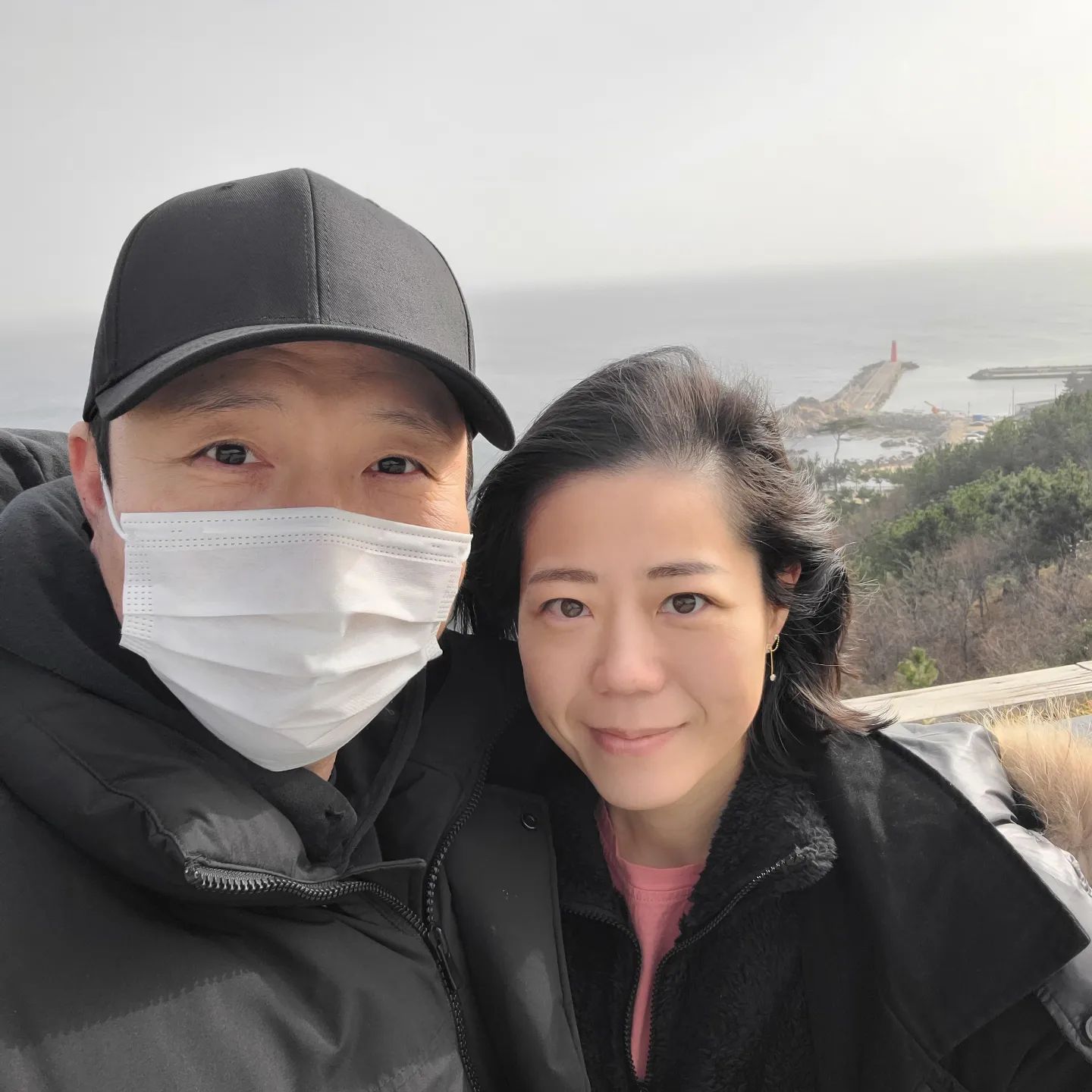혜지나 미안해~

엄마 오늘 학교 안갔고 아빠는 회사 간거 아니야...

낙산사 좋더라...