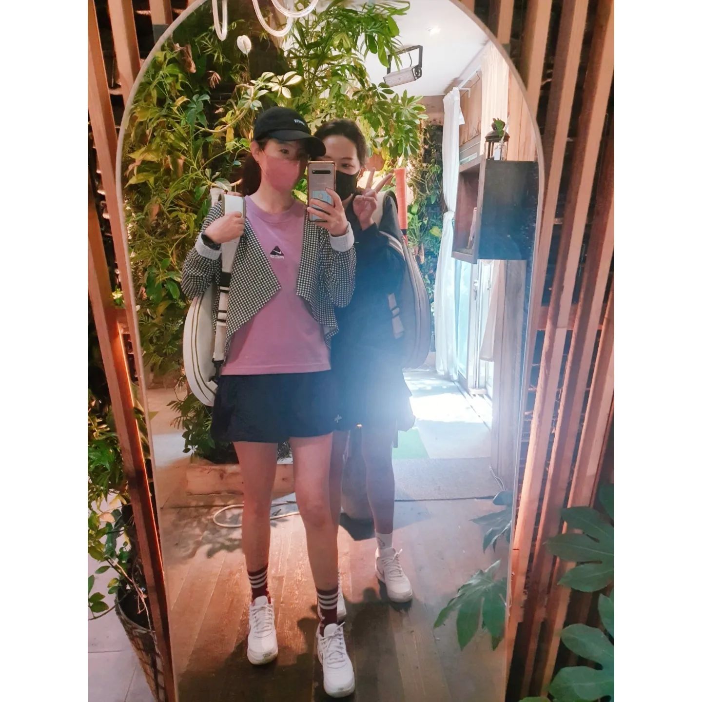 이때까지만해도 초록초록하니 테니스치기 딱 좋은 날씨였는데 #세달전 
.
.
.
.
#테린이 #오운완 #오테완 #테니스 #테니스코트
#테생아 #테린이성장일기🎾 #테니스룩 #젝시믹스 #나이키 #휠라 #안다르 #겨울테니스 #tennis #wilson #tennislove #테니스랠리 #테니스치마 #테니스옷 #테니스화 #테니스맞팔 #맞팔 #운동하는여자 #운동소통 #테니스치는여자 #테니스소통 #테친 #tennislife