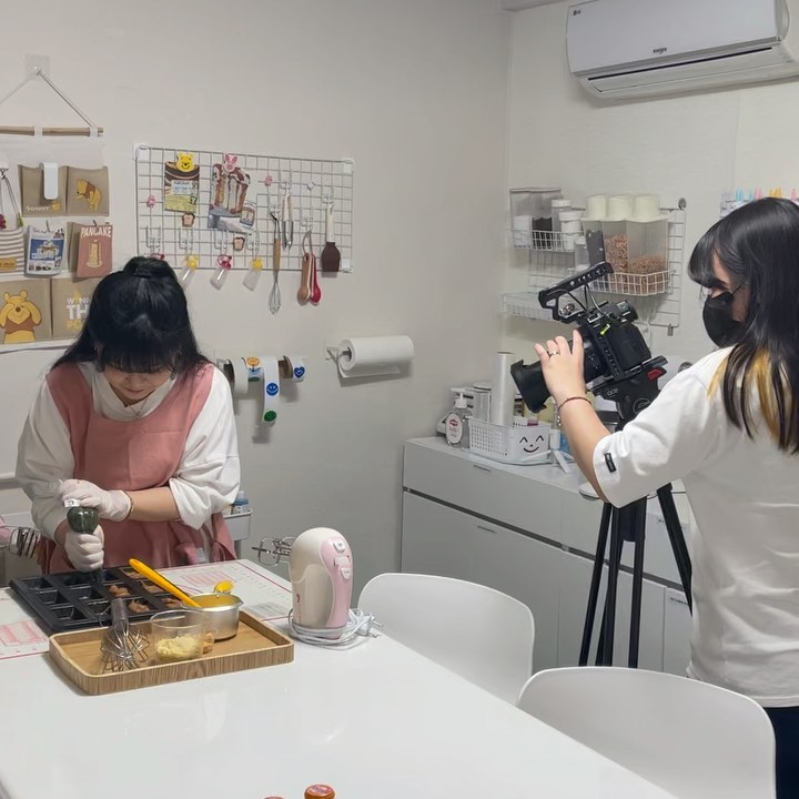 전국의 수 많은 분들과
함께 할 수 있어서 
바쁘지만 너무 신나게 달리던
꿈같던 2022년 ☃️
잊지 못할 시간들을 함께 해준
모든 분들 너무 감사드려요
세비야 내년도 화이팅🫶
모두 미리크리스마스예요🎄🎂 ❤️