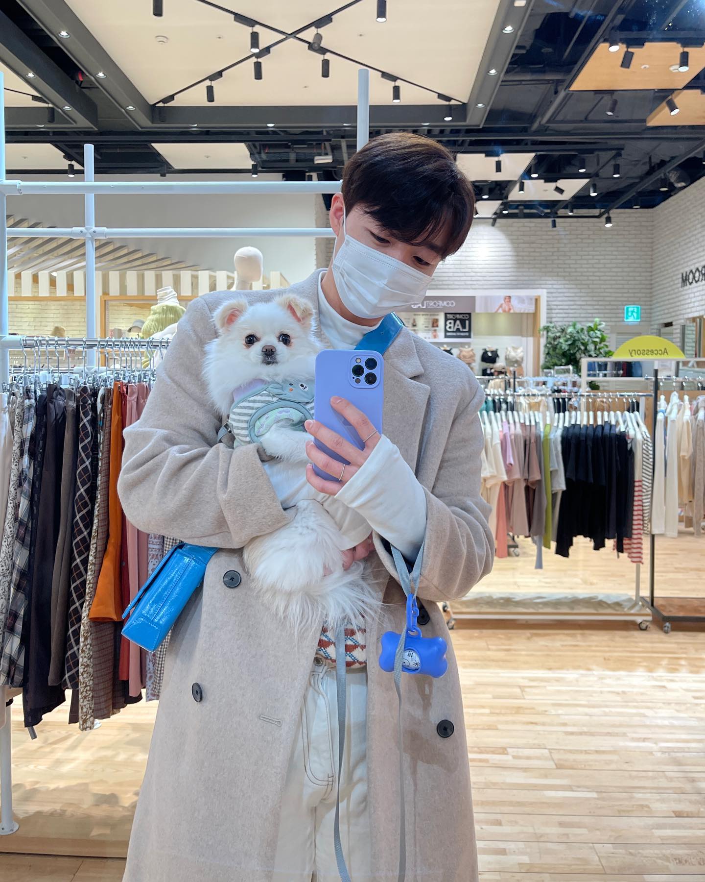 공주님이랑 쇼핑💙
#반려견 #공주님 #내동생 #Dog