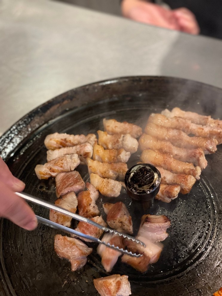 영도맛집 : 솥뚜껑삼겹살의 남항동맛집 '목구멍'