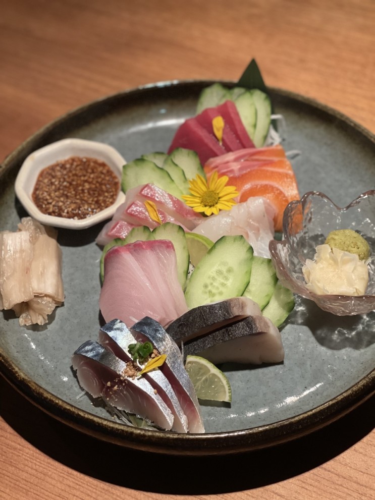 (현지인맛집) 부산 서면 이자카야 : 분위기 맛 다 잡은 '일일시호주' 안주 부수기