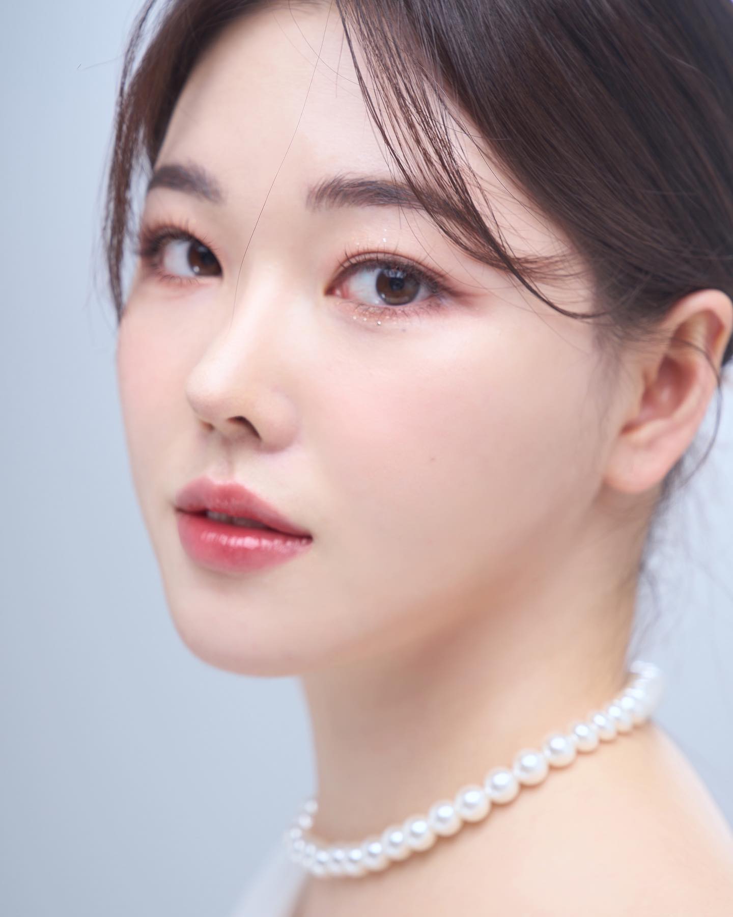 _vero_studio 에서 남겨주신 올해 나의 기록🫶🏻 프로필 촬영은 처음이라 너무 어색하고 어려웠는데 모두 도와주셔서 무사히 촬영한..🤍

↓ ↓ ↓ ↓ ↓
#베로스튜디오
금 손 선생님들만 모인 사진 맛집!

Studio by _vero_studio
Beauty by seenyi_makeup  a.young.beauty 

신규 sns플랫폼 '팬쿠' 가입시 위 사진 처럼 고퀄리티의 뷰티촬영 및 패션,화보 등 무료로 진행해주신다고 합니다:)
관심 있으신분들은 _vero_studio 로 개인 DM보내주시면 감사할게요."

#팬쿠 #verostudio #베로스튜디오 #사진 #모델 #화보 #화보촬영 #뷰티촬영 #논현동스튜디오 #촬영문의 #작업문의 #개인작업 #프로필문의