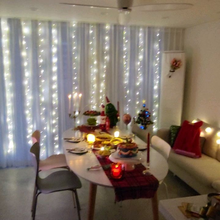 칭구들이랑했던 이른 크리스마스 홈파티🎄
이번엔 호텔이 아닌 우리집에서ㅎㅎ 선물뽑기도 넘즐겁고 2차까지 잘먹었다🥂🤩🌲
