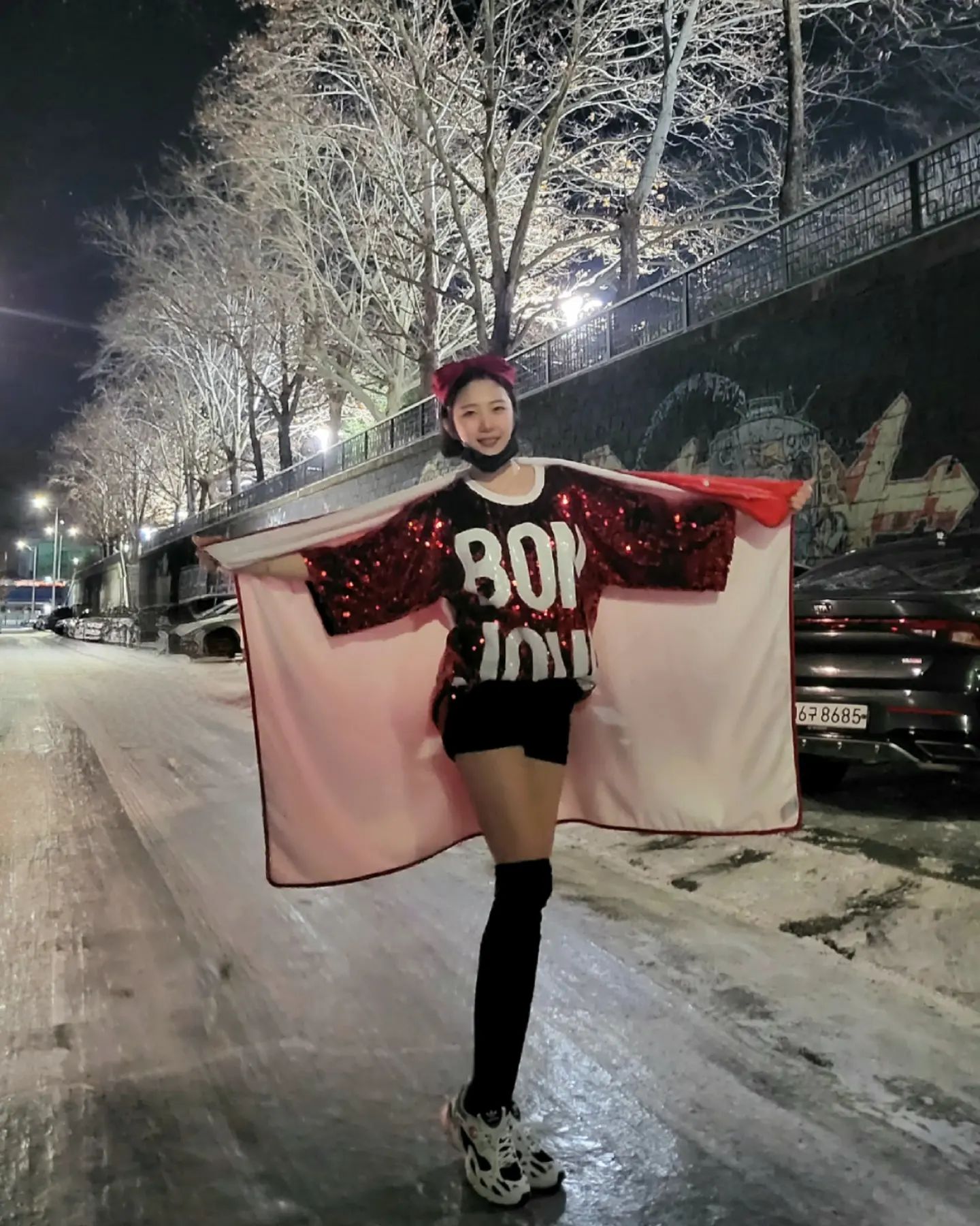 #첫줄👋
영하의 추위따위
날 막을수 없지🥶

#싸이올나잇스탠드 #싸이 #첫차와막차싸이 #ㅇㅅㄲㅇㄹㅈㅇㅇㅇ #모델 #패션모델 #협찬모델 #바이럴광고모델 #출사모델 #selfie #model #ootd #비키니 #selca #볼링 #볼링스타그램 #여자볼러 #윤별하