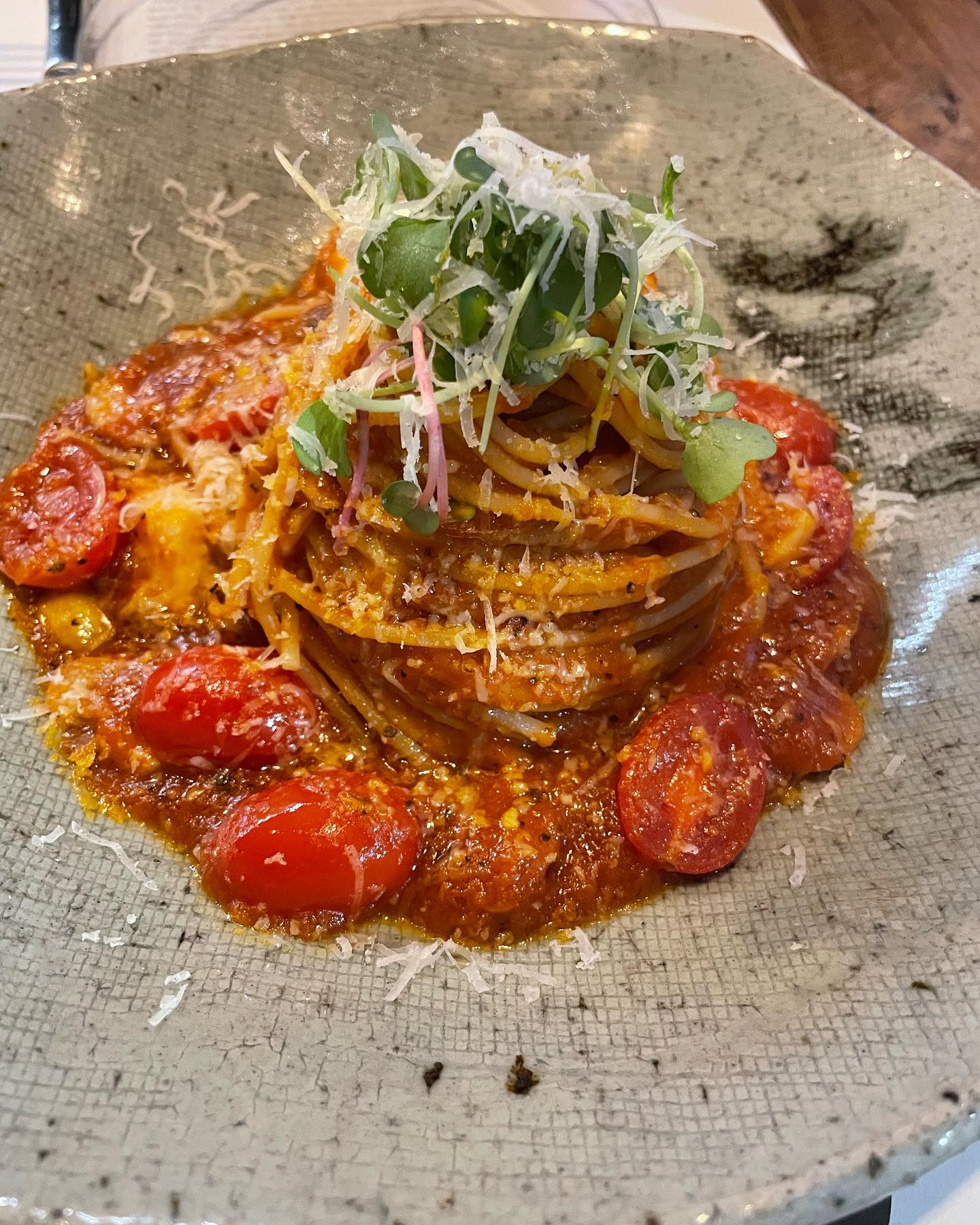 📍도쉐프
😋😘

서울 서초구 강남대로89길 14
*
*
#도쉐프#화덕피자#화덕피자맛집##콰트로포르마지 #감베리크레마 #뽀모도로 #논현동맛집 #강남맛집#먹방#맛스타그램#먹팔맞팔 #강남파스타