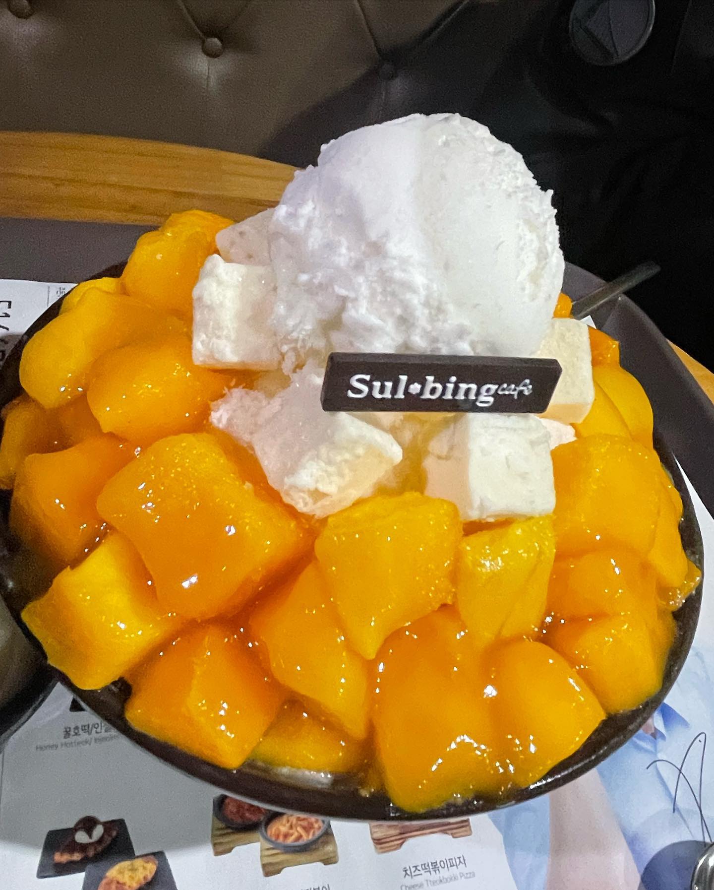 🤭

(희택아..설빙이 그렇게 좋아?ㅋ)
(태빈씨 동심으로 돌아가자ㅋㅋ) 
•
•
•
•
•
#07#좋은사람과#좋은시간#내가#많이#사랑하는거#알지#모르면#콱