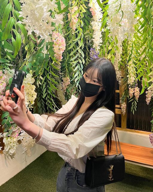 ෆ우지니 on Instagram: "카페 너무너무 죻징!🍹"