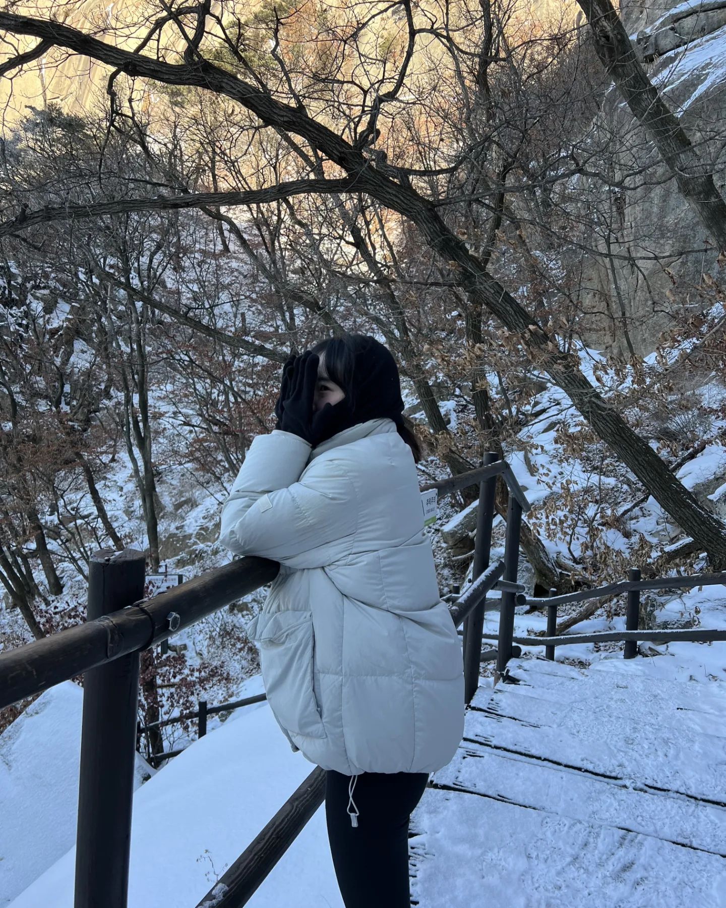 여행을 갈까말까 고민하다가 평소에 못했던거! 미뤄왔던것들을 해보자 생각 하고 일주일간은 정말 성우랑 많-이 돌아다녔다🫠(돈도 그만큼 쓴듯)

진쨔....큰맘먹고 설산을 등반해보고^^ 푸에르자 푸르타랑 물랑루즈랑 빨래랑 아바타도 보고, 아쿠아필드도 가보고 헬스장도 간만에 가고 요리도 이것저것 도전해보고 많이 먹고 책도 읽고 잠도 많이 잤던 뒤죽박죽 휴가 기록❄️☃️🏔
