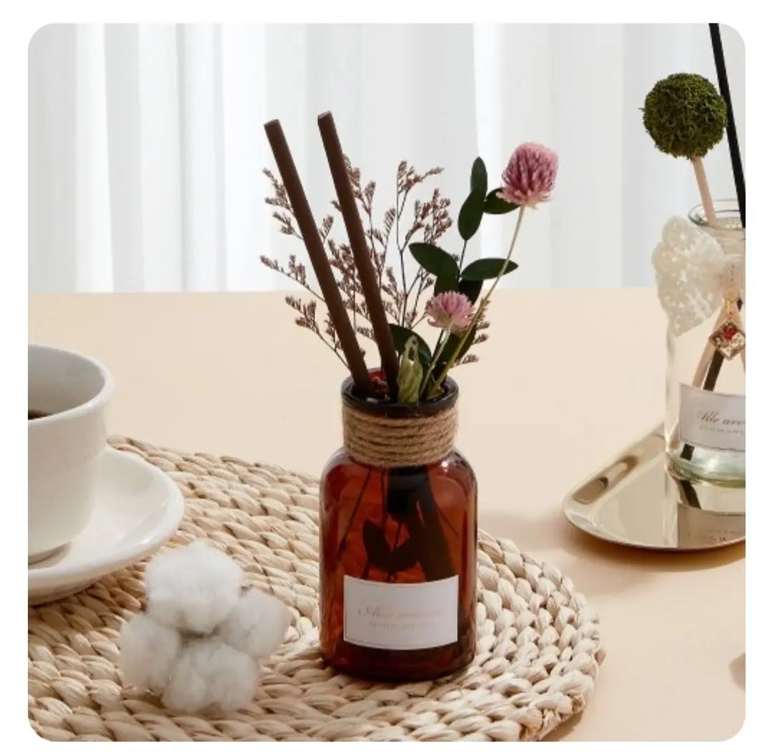 #협찬
알레아로마 - 디퓨져

alle_aroma

➡️디자인이 좋아서 선물하기 좋은 제품!!

➡️디퓨져 본연의 기능인 발향부분이 너무 좋고 오래가는 제품!!

➡️인테리어 소품으로도 활용 가능한 디퓨져 제품!!

➡️➡️ https://smartstore.naver.com/allearoma

#디퓨져 #실내방향제 #알레디퓨져