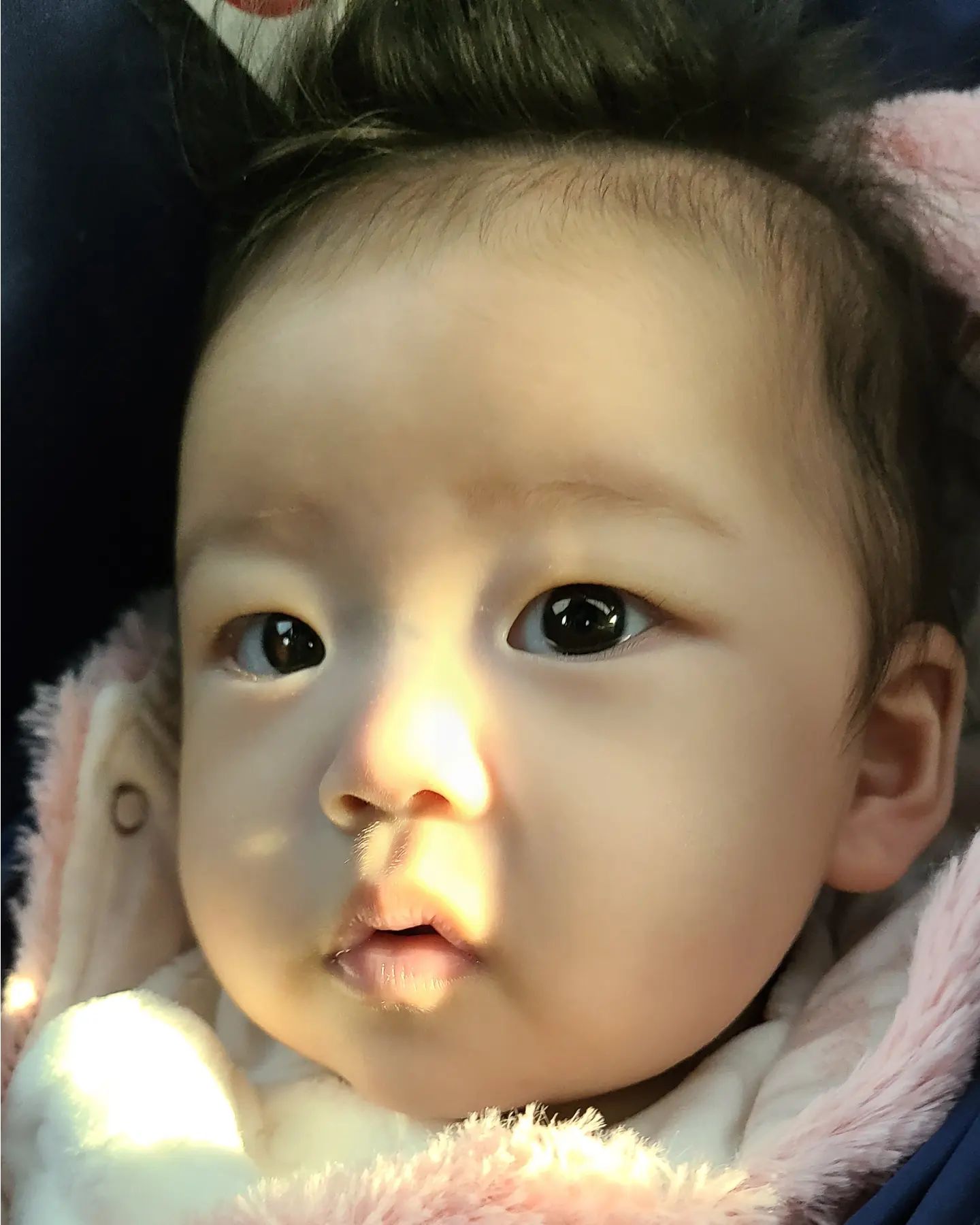 2022년 이 귀요미가 태어난 게 제일 큰 행복❤
2023년 우리 율이랑 더 행복하게 건강하게 즐겁게 보내야지😍