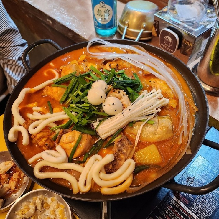 신촌 술집  인생 닭볶음탕 맛집 역전포장마차 신촌점